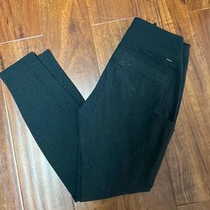 Kuhl legging rip stop type material pants S